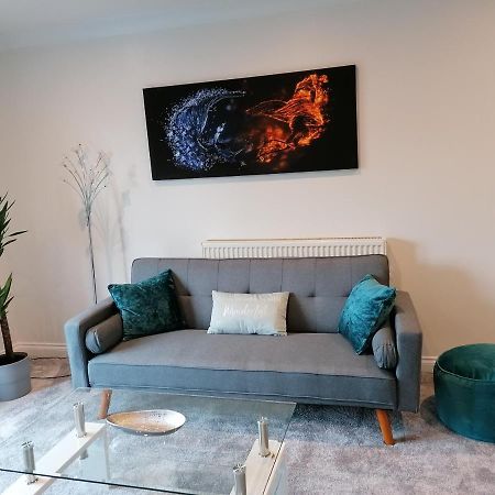 Luxury Modern 2 Bed Apartment, Free Undercroft Parking For 1 Car Саутгемптон Екстер'єр фото