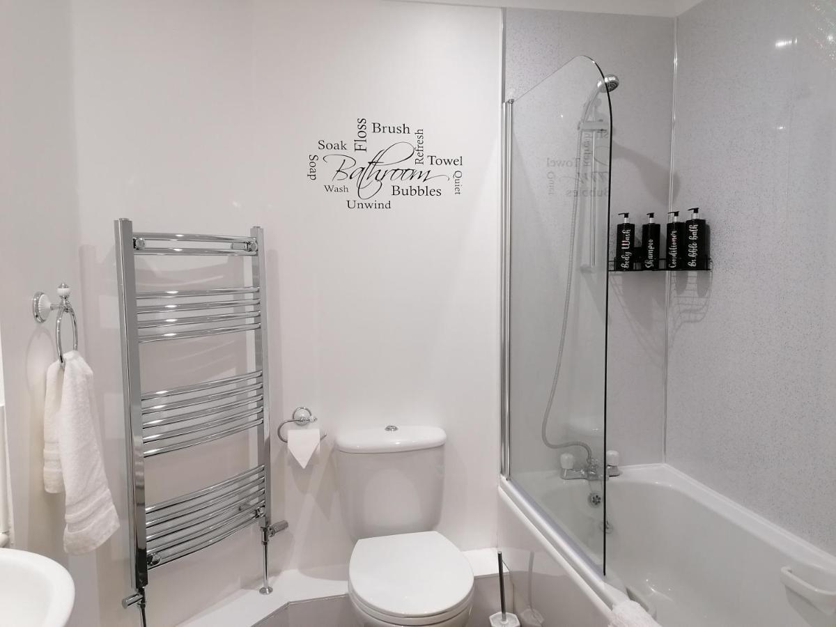 Luxury Modern 2 Bed Apartment, Free Undercroft Parking For 1 Car Саутгемптон Екстер'єр фото